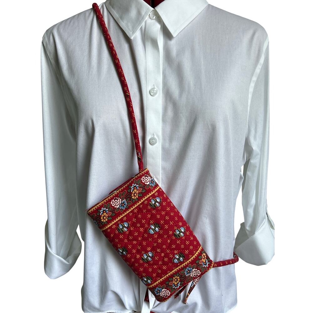 VTG Vera‎ Bradley Quilted Crossbody Purse Wallet Provincial Red Floral Pattern